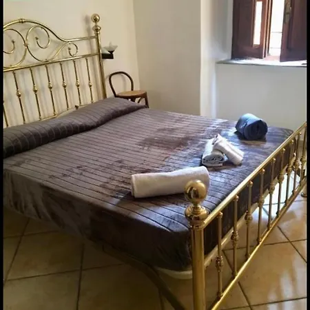Imperial فندق مبيت وإفطار *